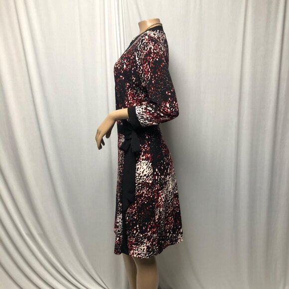 Style and Co Wrap Dress Womens Size Medium Black Red Stretch V Neck Knee Length - Picture 3 of 7